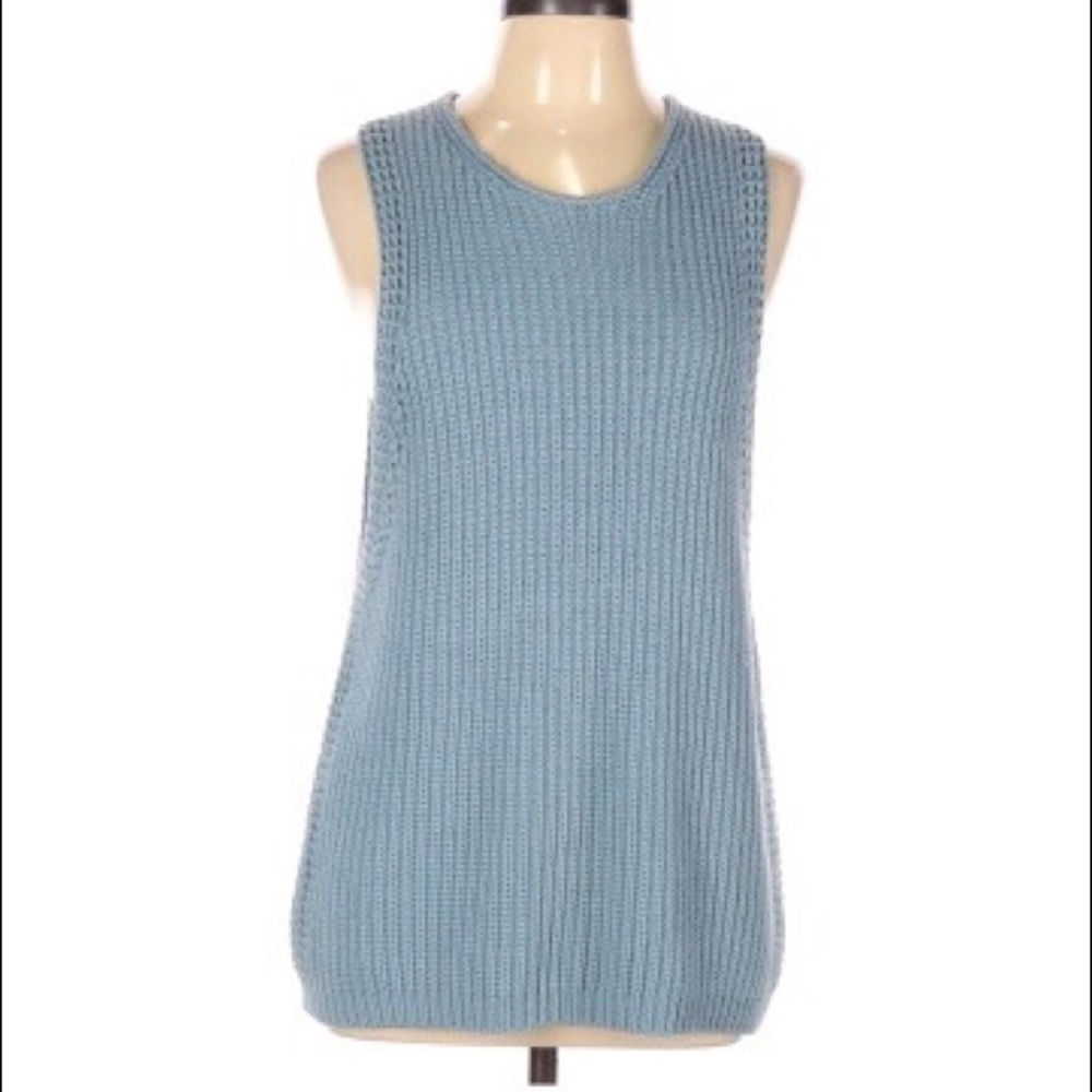 Vince. Pullover Sweater / Sweater Vest 
Size L 100% Italian Cotton